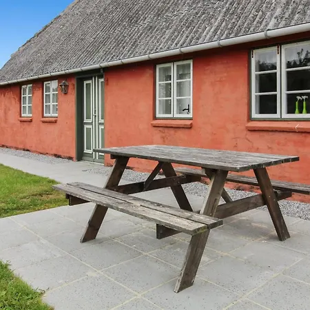 Eduard - 4-3km From The Sea By Interhome *