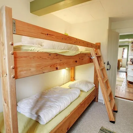 Vakantiehuis Eduard - 4-3km From The Sea By Interhome *